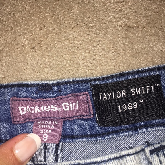 Taylor Swift 1989 Shorts - Picture 4 of 5